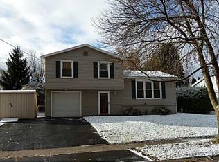 93 Cadillac Ave, Rochester, NY 14606