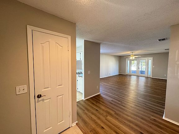 4th image of 6105 Morningdale Ave