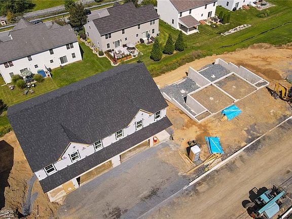 4th image of 635 Sipos Dr Lot 2