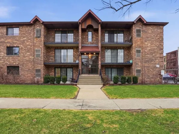 17 N Madison Ave, La Grange, IL 60525