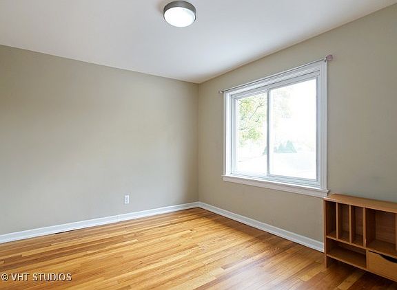 5th image of 1862 White St