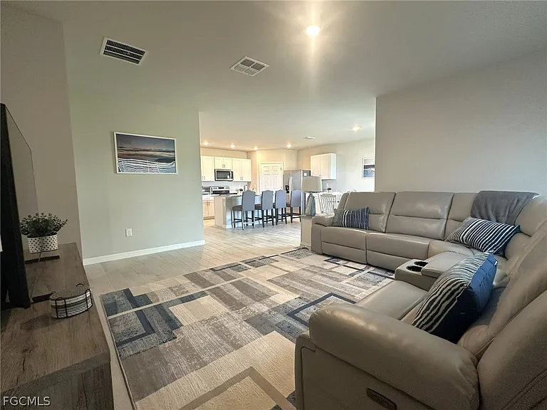 20333 Camino Torcido Loop — Photo 4