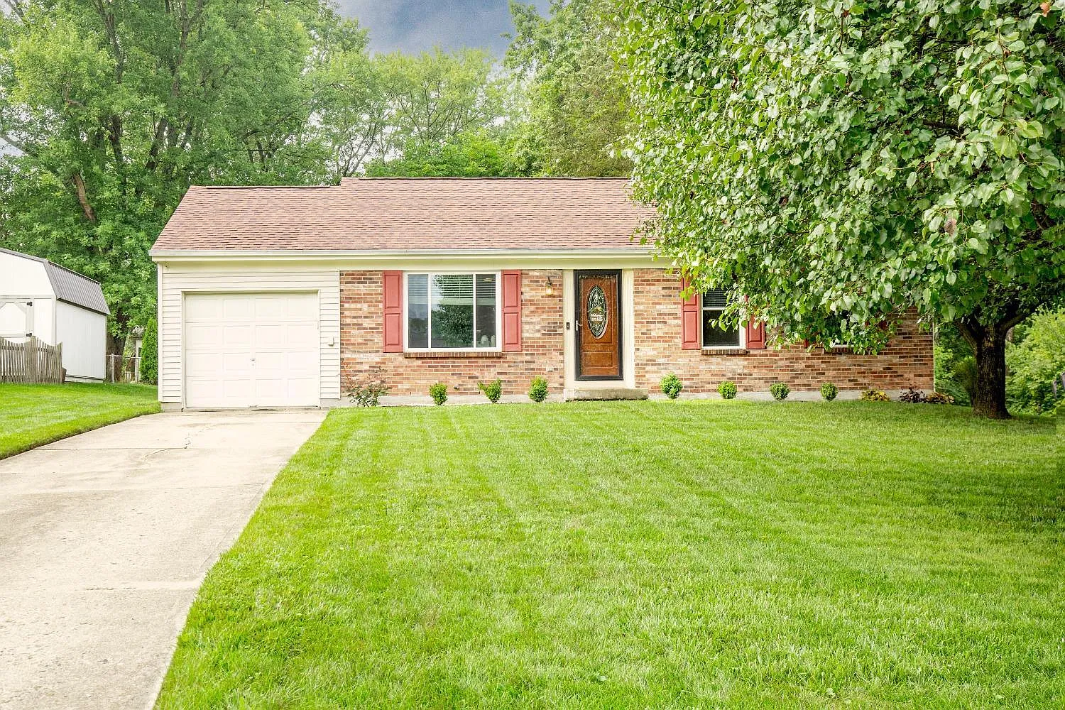 5859 Addison Dr photo 1