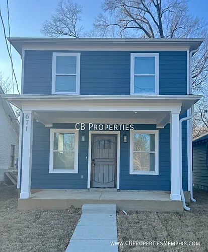 671 Pearce St Photo 1