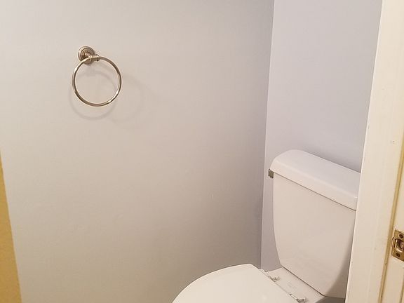 Half Batroom- 1st Level