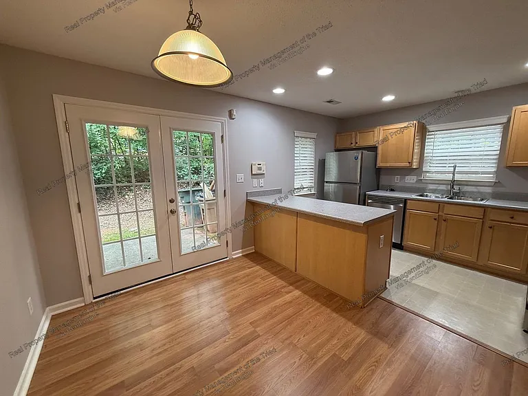 2 Sidney Marie Ct — Photo 9