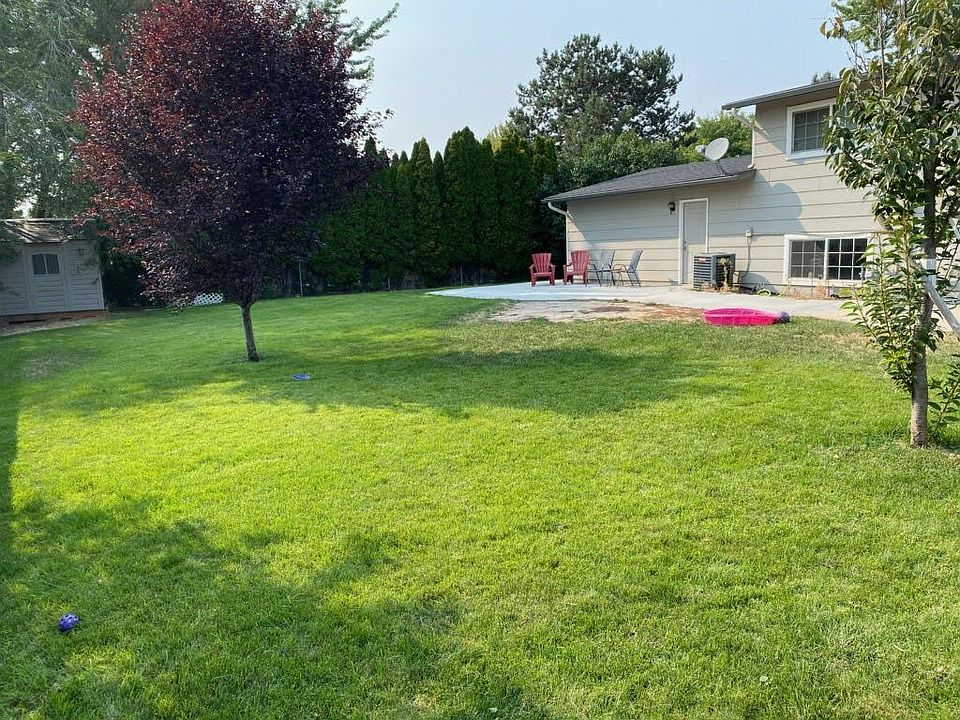 1st image of 7425 W Manorwood Dr