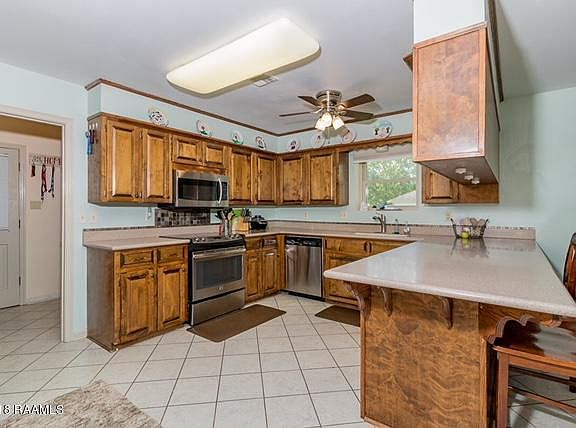 5th image of 208 Belle Grove Blvd