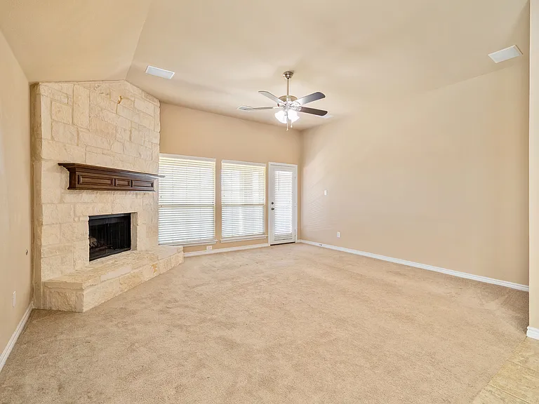 2527 Appaloosa Ln — Photo 9