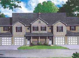 49 Governor Cir, Albany, NY 12208
