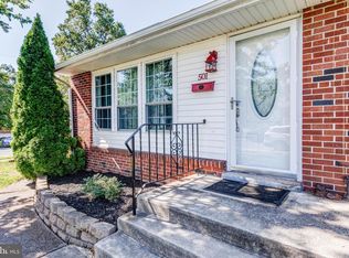 501 Hazel Ave, Folsom, PA 19033