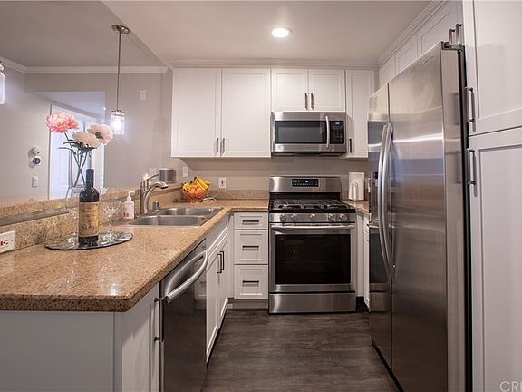 4th image of 5515 Canoga Ave APT 209