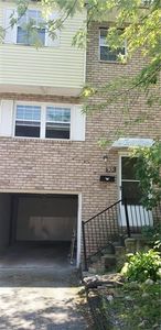 931 Academy Heights Dr #1, Greensburg, PA, 15601