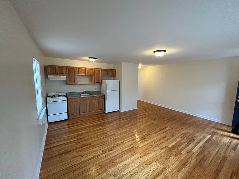 479-485 Hoboken Rd #300 — Photo 5