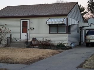3805 S 19th St, Lincoln, NE 68502