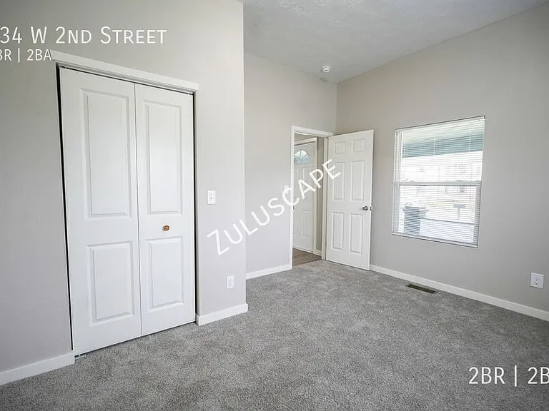 734 W 2nd St — Photo 6