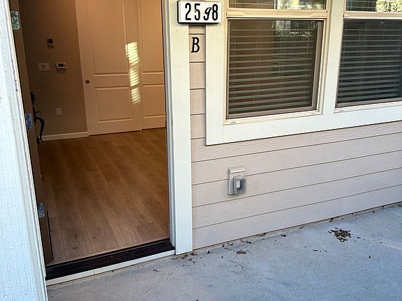 3rd image of 2598 1st St #B
