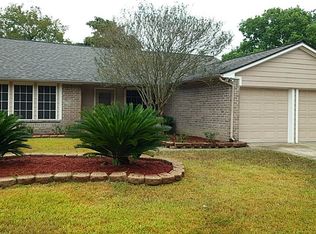 13602 White Cliff Dr, Houston, TX 77065