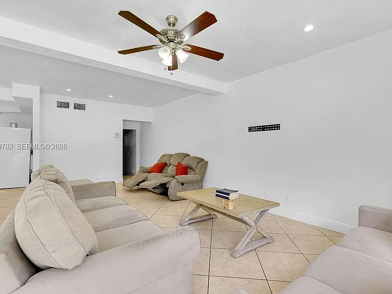 2417 Pierce St #- — Photo 32