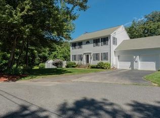 95 Saint Margaret St, Weymouth, MA 02189