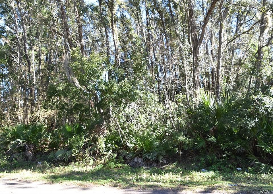 1st image of 6748 W Linden Dr