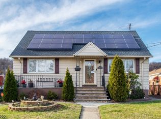 165 Chamberlain Ave, Paterson, NJ 07502