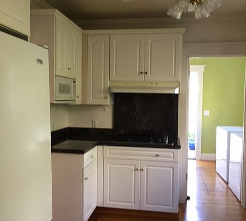 4th image of 1045 Balboa Ave