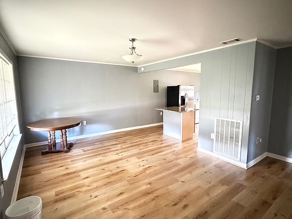 4th image of 1330 Silver Creek Rd #1330