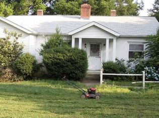 4016 Hicone Rd, Greensboro, NC 27405