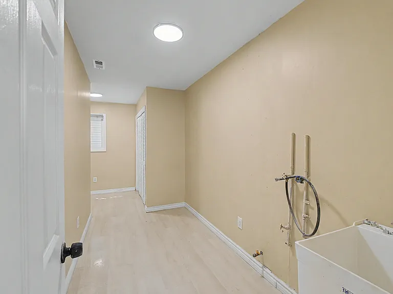 21106 Atlantic Ave — Photo 12