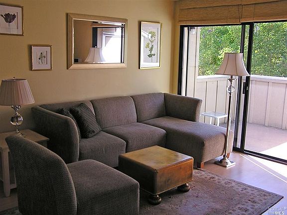 3rd image of 805 1st St W APT J