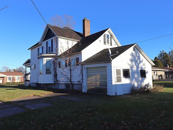 5th image of 1201 9th Ave W