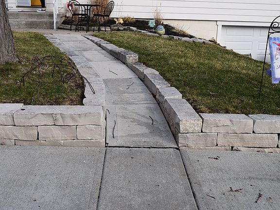 2nd image of 4152 Ashgrove Dr