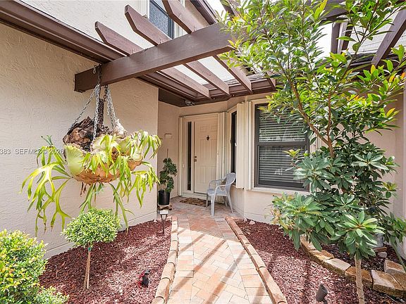 3rd image of 10191 SW 137th Pl