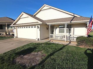 725 Cupid Ct, Raymore, MO 64083