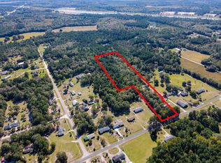 1102 Peru Rd, Saint Stephen, SC 29479