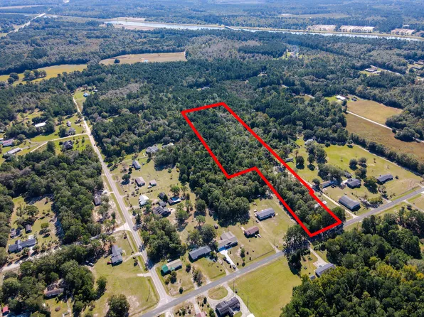 1102 Peru Rd, Saint Stephen, SC 29479