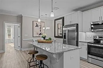 188 Gallery Dr — Photo 2