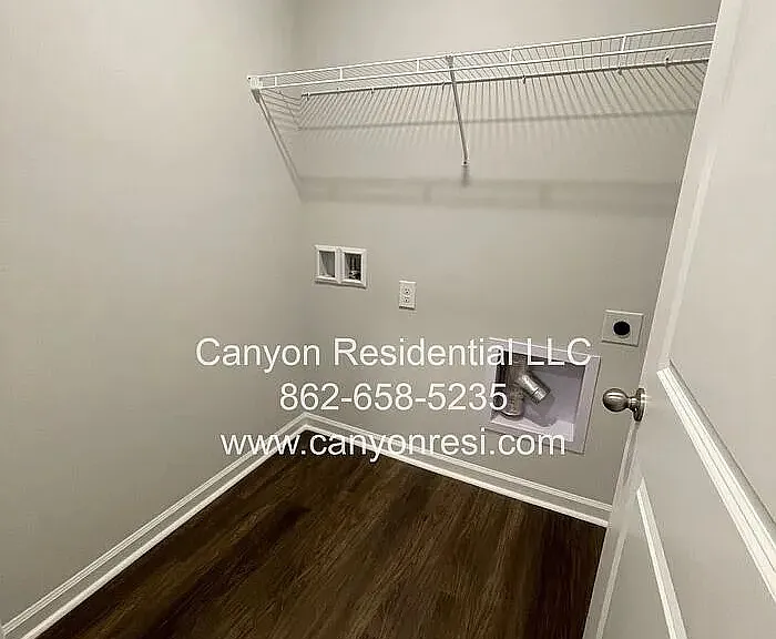 122 Syd Rd — Photo 15