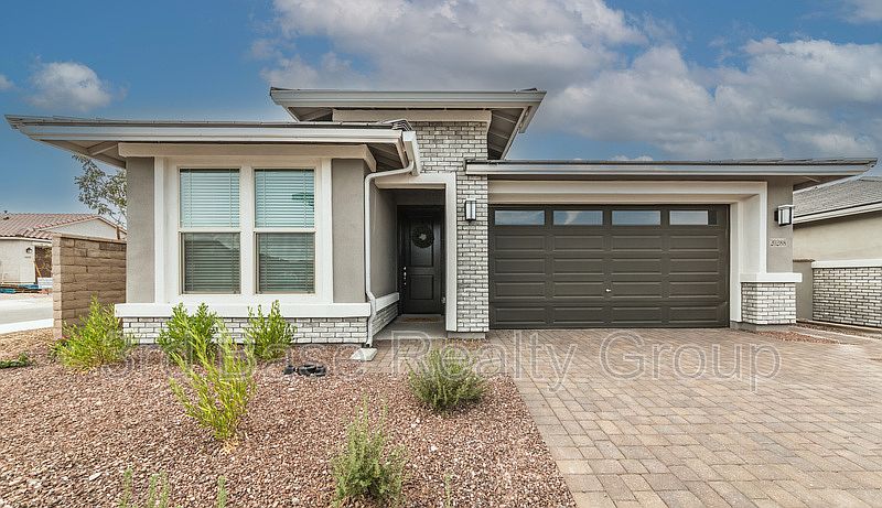1st image of 20288 W Turney Ave