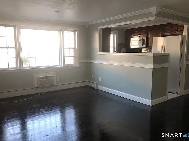 509 Burnside Ave #A9 — Photo 5