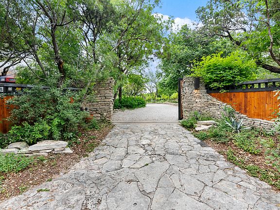 5th image of 17922 Hilltop Dr