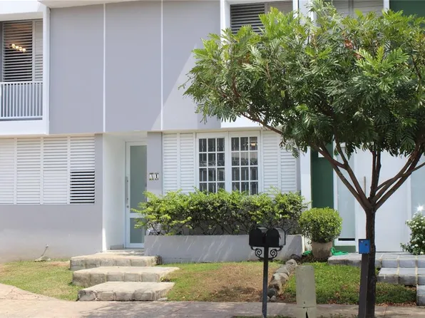 A 1 Luis Vigoreaux Ave, Guaynabo, PR 00966
