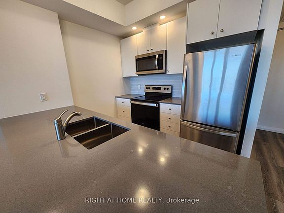 5th image of 108 Garment St #1107
