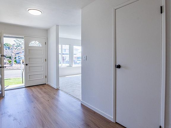 5th image of 47 Clemente Court