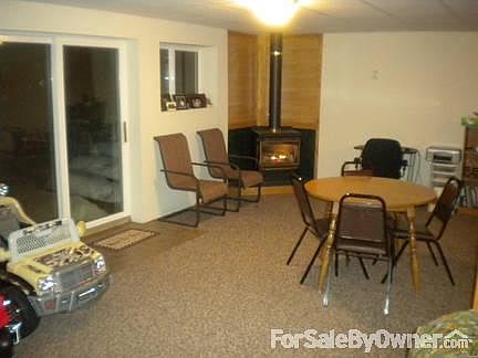 Basement Walk out & Fireplace