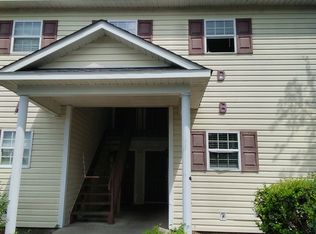 1 Meadow Run Cir APT D, Valdosta, GA 31602