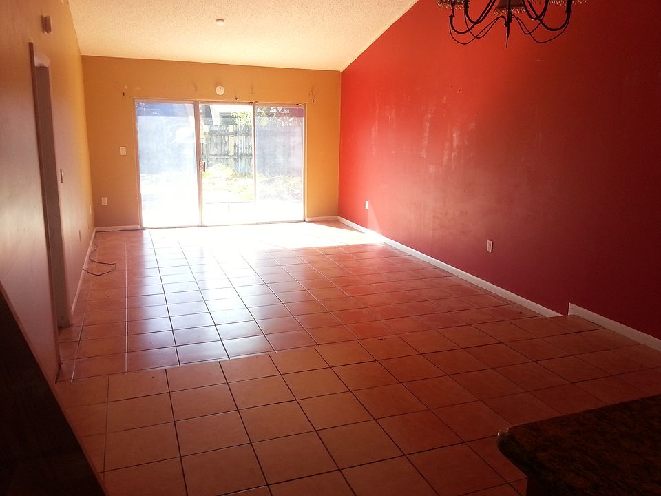 2nd image of 2320 Dogwood Ct