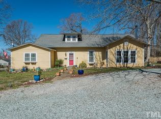 306 N 9th St, Mebane, NC 27302