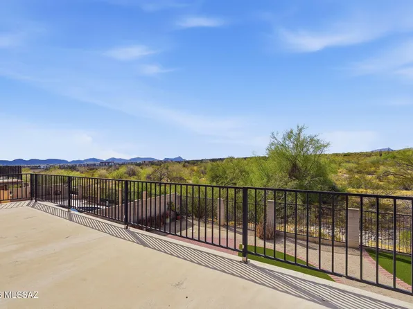 5758 W King Snake Dr, Tucson, AZ 85742